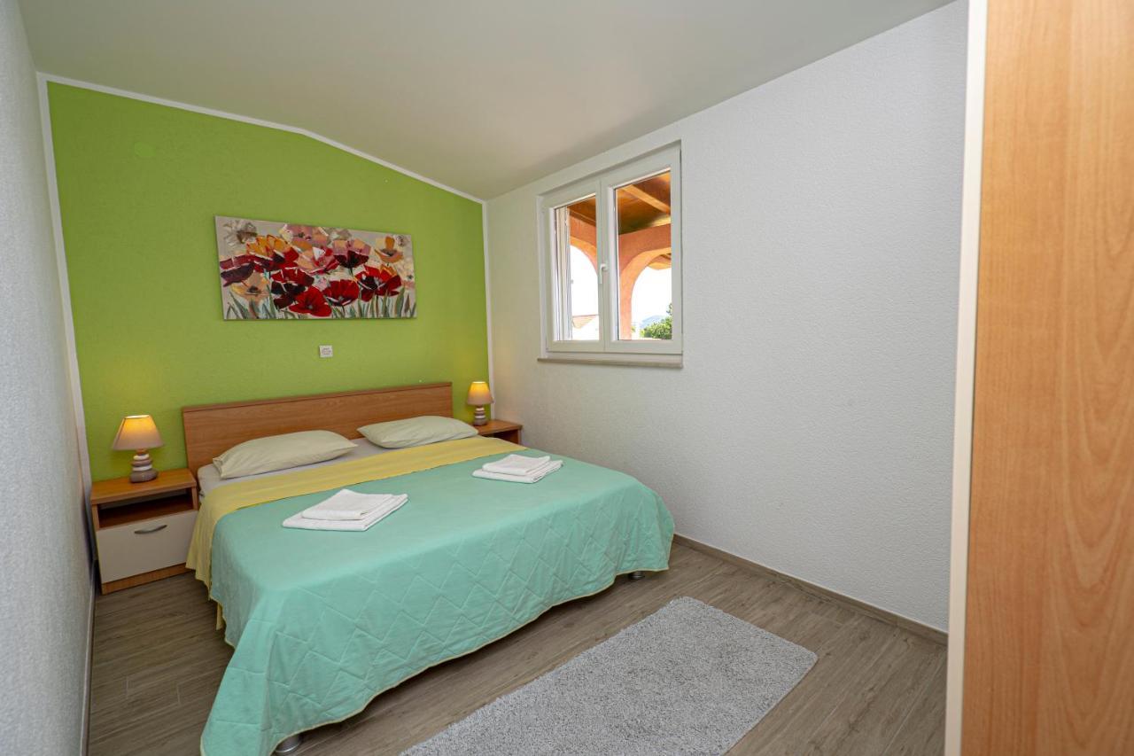Seaview & Balcony Apartment Petra Jadrija Exterior foto