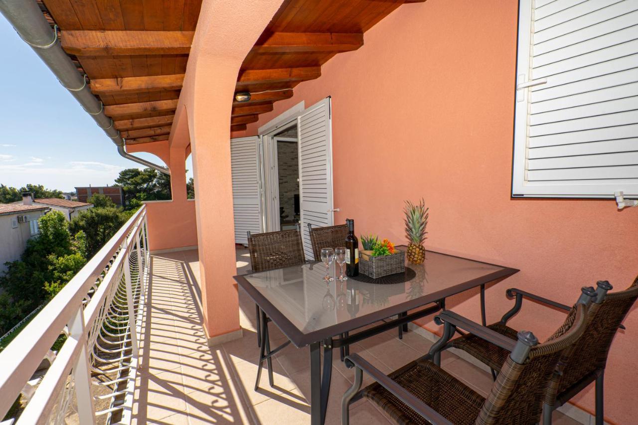 Seaview & Balcony Apartment Petra Jadrija Exterior foto